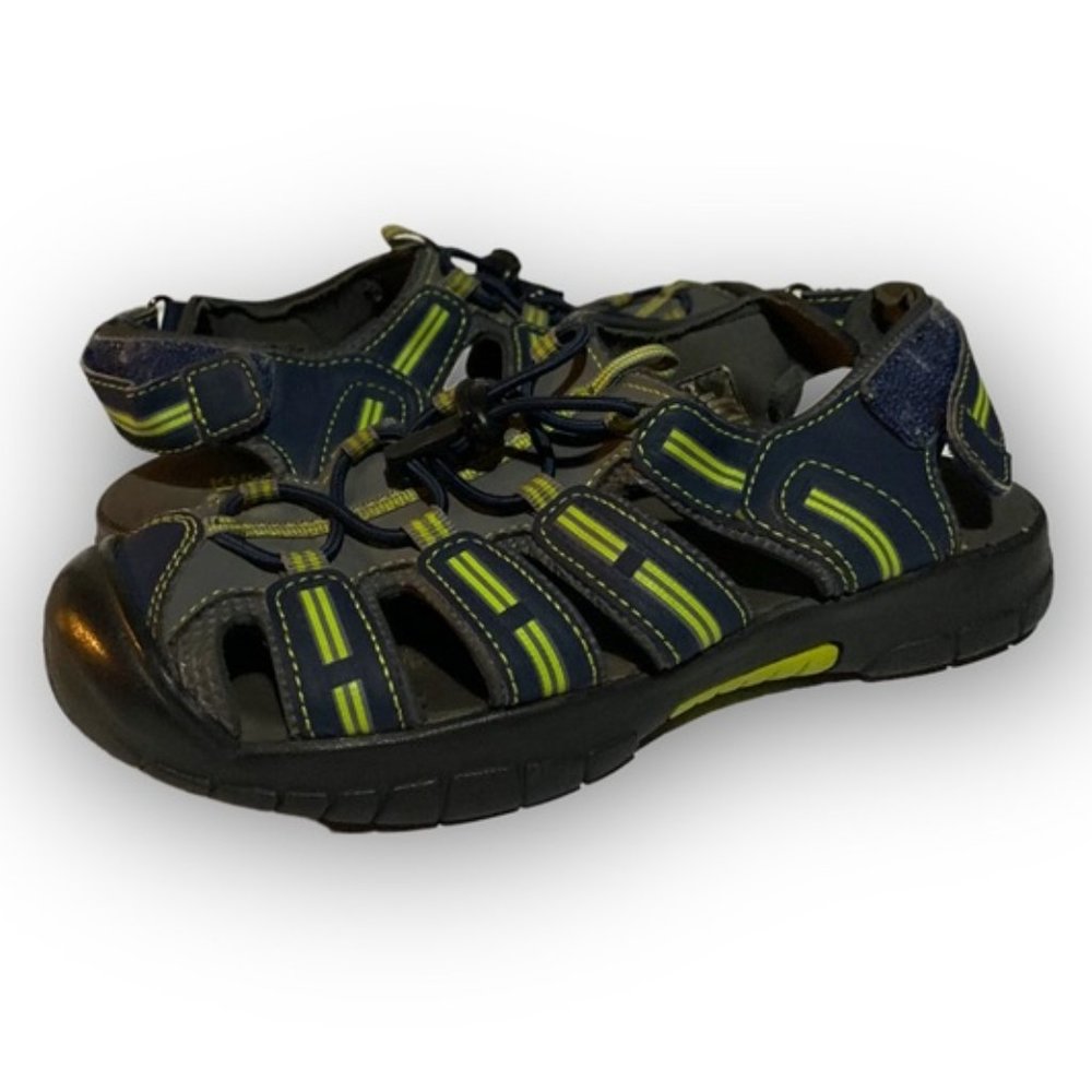 Khombu • Black No-Tie Sandals • Youth Slides Size: 2 - Picture 1 of 6